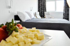 Cozy Seaside Studio Apartment C - Faraway